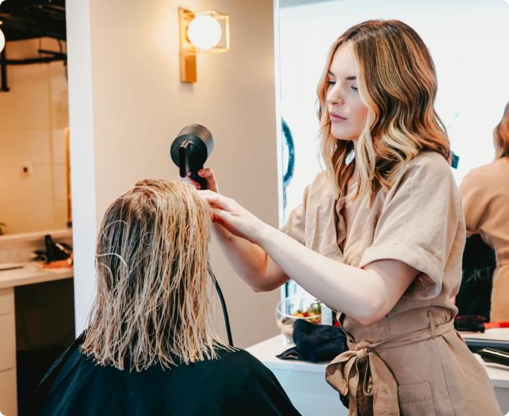 Парикмехерские услуги